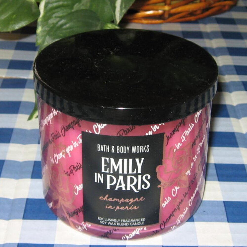 BBW Emily In Paris - Champagne In Paris 3 Wick Candle Limited Edition NIB